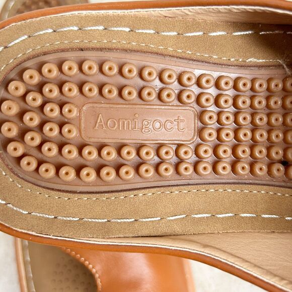 NEW Tan Sandals ASIAN 43 US 10 Brown Slip On Sandals Toe Ring COMFORTABLE - Picture 9 of 11